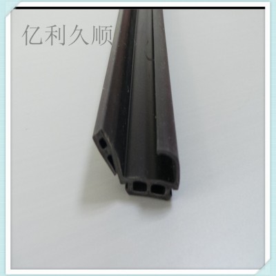 生產(chǎn)供應(yīng)三口密封膠條 三元乙丙橡膠