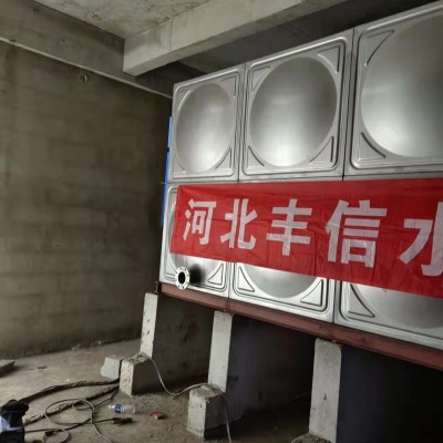 不銹鋼焊接水箱A承德不銹鋼焊接水箱